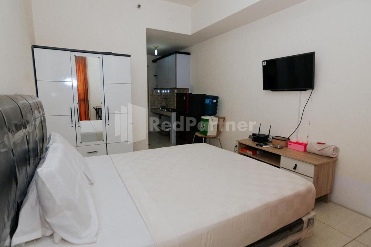 RedLiving Apartemen Skylounge Tamansari - Vanez Room Tangerang Exterior foto