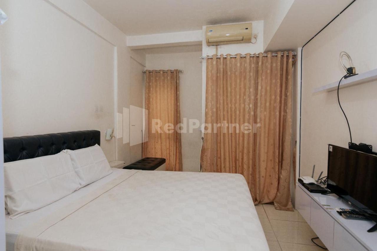 RedLiving Apartemen Skylounge Tamansari - Vanez Room Tangerang Exterior foto